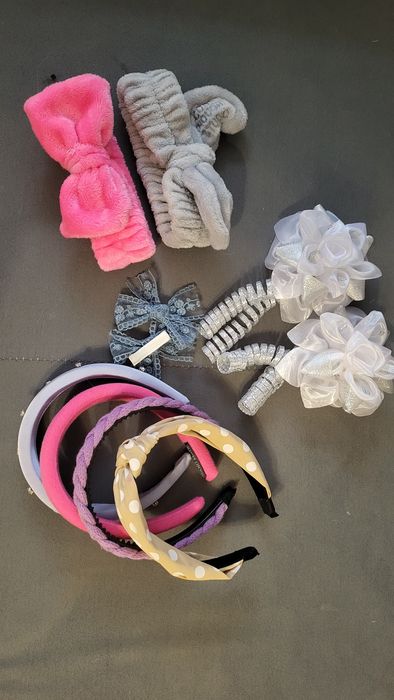 Обручі, сумки,гольфи для дівчат