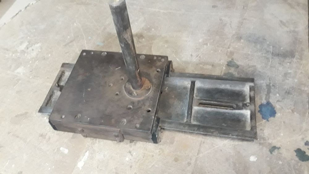 Каретка шіпорізна на столярний верстат.  Каретка на ФСШ.