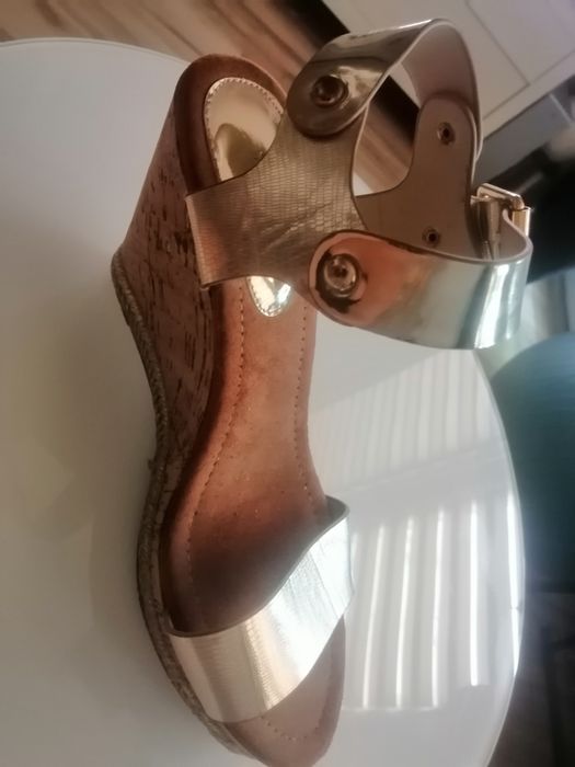 Śliczne buty na platformie