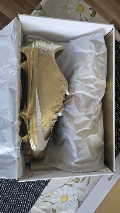 nike mercurial superfly cristiano ronaldo gold 44.5 mundial cr7