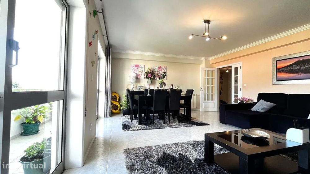 Apartamento T2 com Varanda e Vista em Viana do Castelo