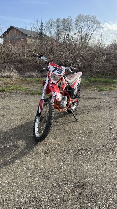 продам мотоцикл KAYO T1 250