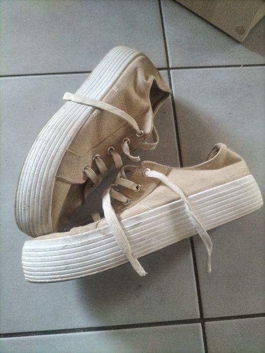 Buty, podwyższane tenisówki