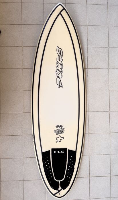 Prancha de surf Pukas 5'6 69er