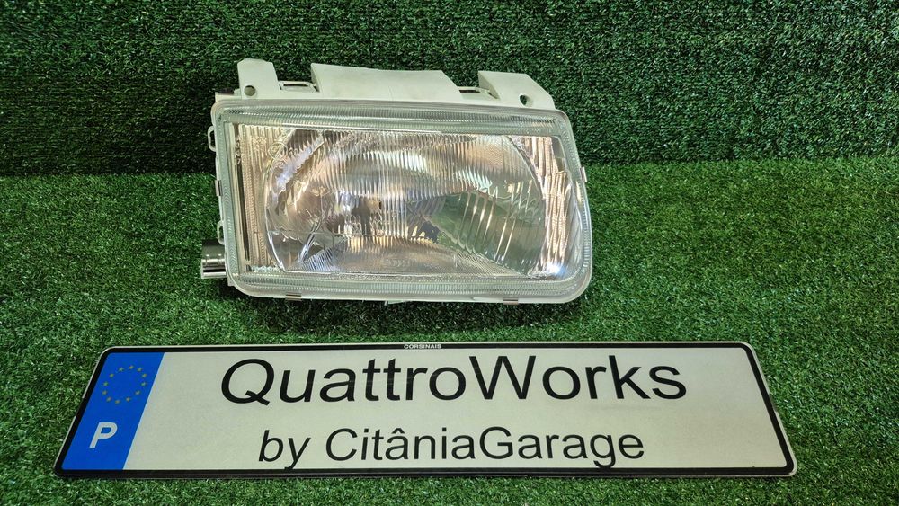 Otica Farol Direito Volkswagen Polo 6N1 1994 a 1999 Ref. 1AF962.489-141 HELLA NOVO