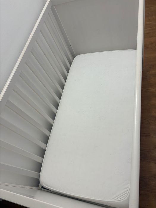 Berço cama de grades IKEA