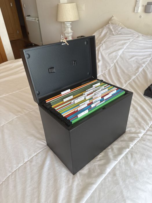 Metal Box - Caixa de arquivo para fichas A4, preto - Cathedral + 36 pastas susoensas