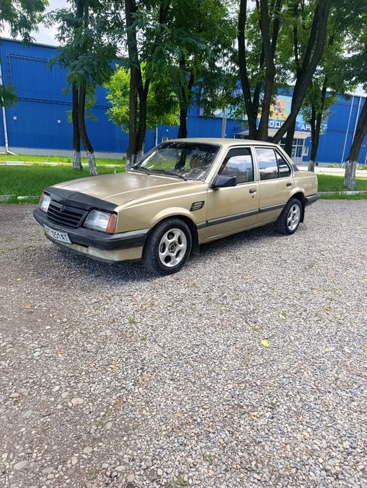 Опель аскона 89 рік 450 у.о