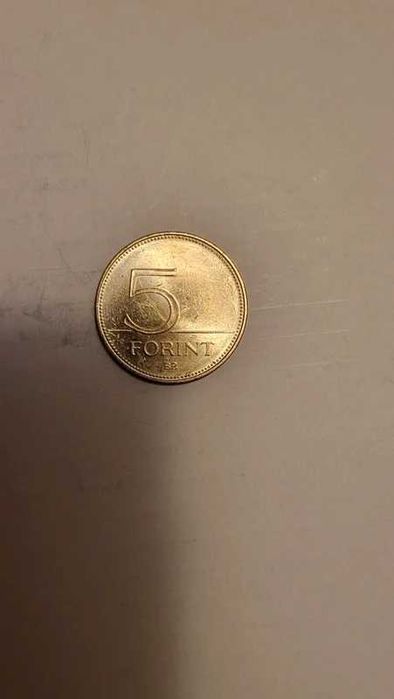 Conjunto de 33 moedas estrangeiras