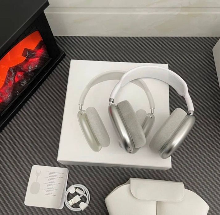 Airpods Max білі та чорні
