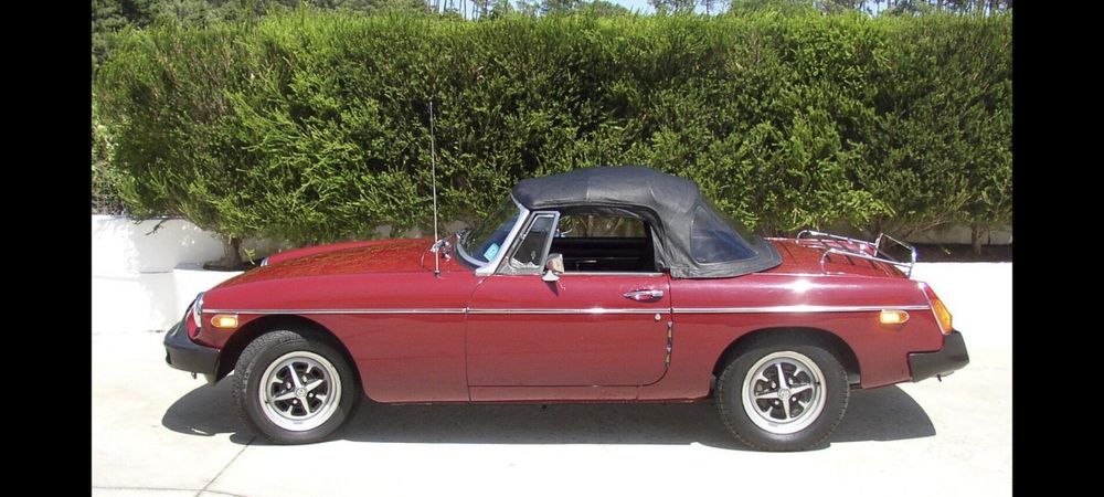 Vendo MG B 1975 impecável