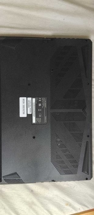 Laptop  Erazer Medion NVidia RTX 3050