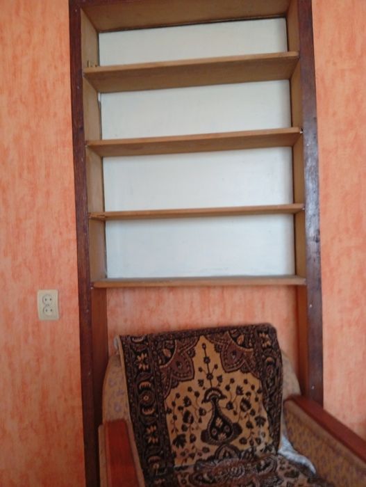 Здається кімната для хлопця Вішенка р-н "Маяк"