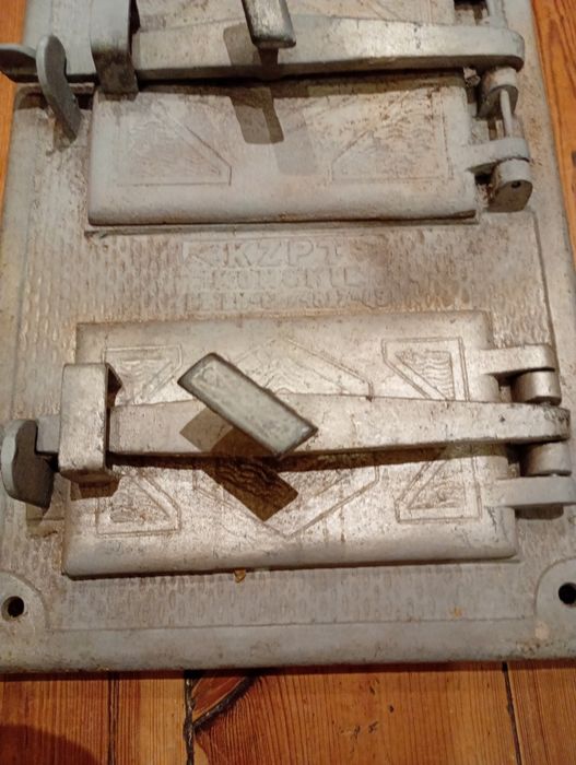 Drzwi do pieca kaflowego