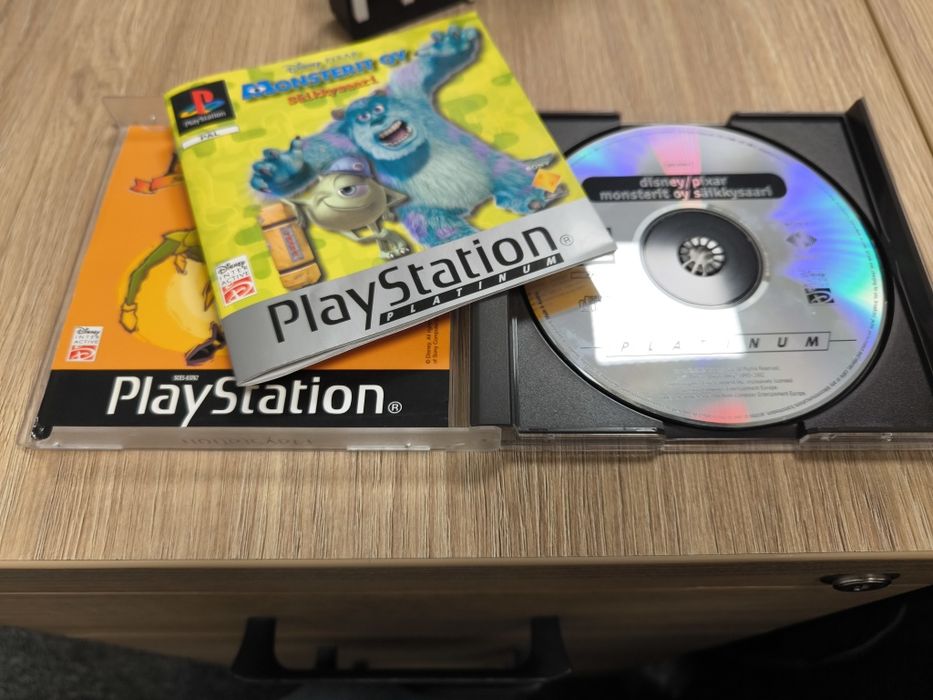 Monster ps1 PlayStation 1