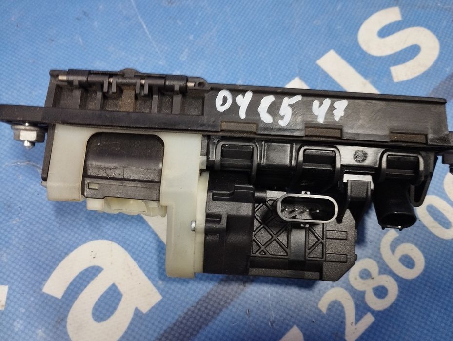 Ручка кришки багажника Мерседес W222 S 560 Ручка багажника