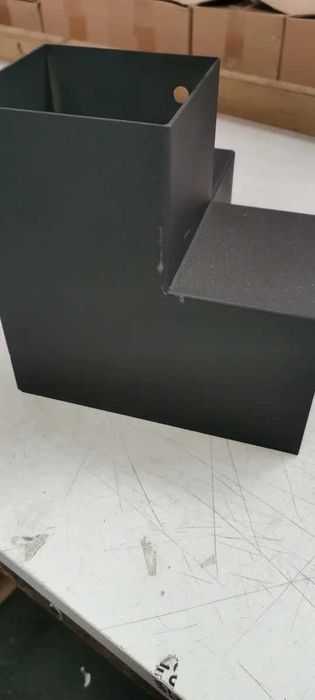 Łącznik kantówki słupa belki 12x12 czarny mat 3 końce narożnik
