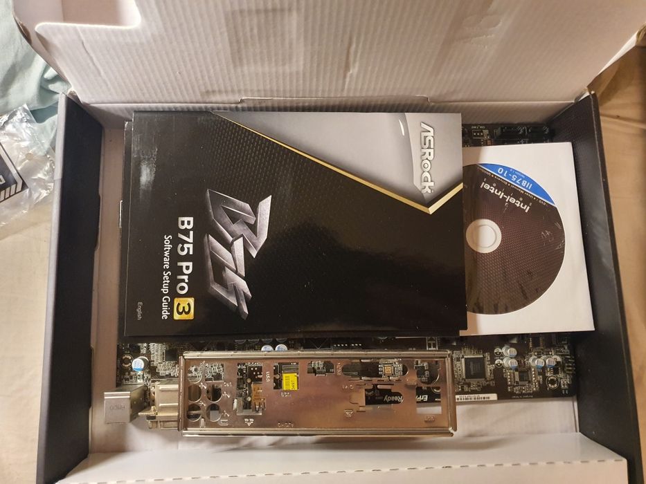 ASROCK B75 Pro3 Intel B75 LGA 1155