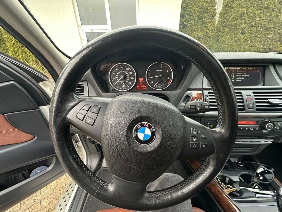 BMW X5 xDrive35d      2013