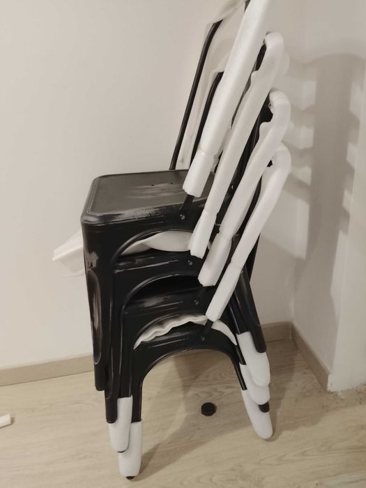 Cadeiras e bancos design industrial