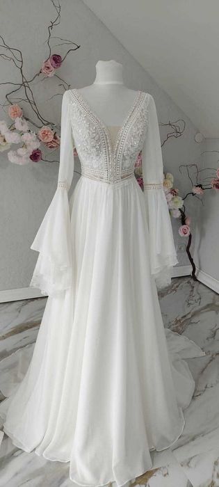 Suknia Ślubna Cipriana roz. 40 kolor ivory boho rustykalna