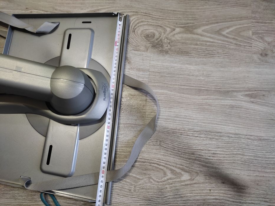 Кронштейн під телевізор