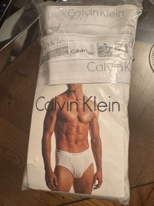 Calvin Klein meskie slipy 36 rozmiar 3 szt