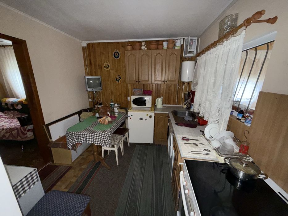 Продаж будинка в 30хв від Броварів з ремонтом і меблями