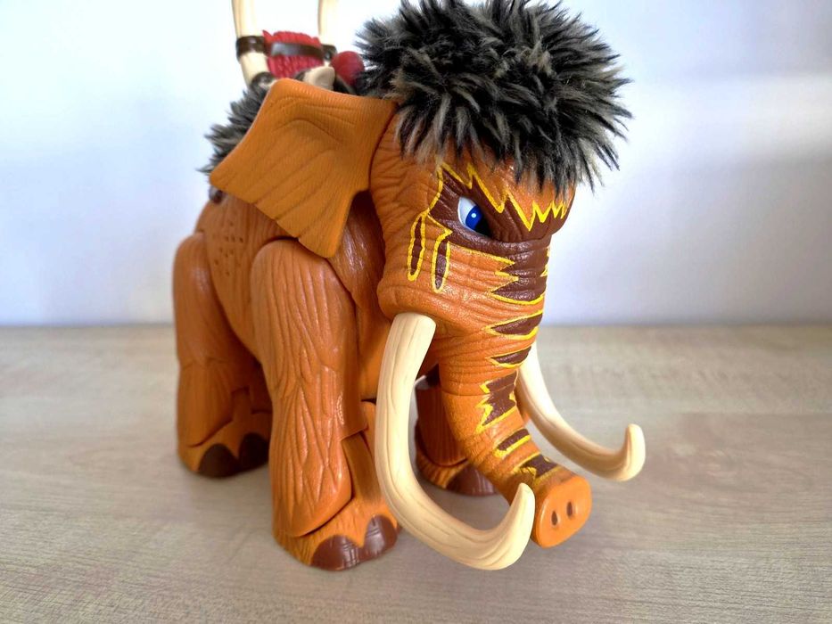Interaktywny mamut słoń prehistoryczny Mattel ryczy