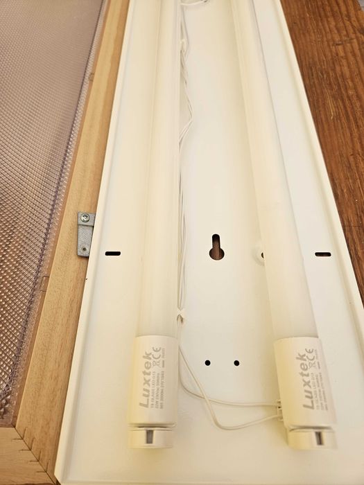 Luminária LED Climar JU‑11 2×22 W | Nunca usada – Perfeitas condições