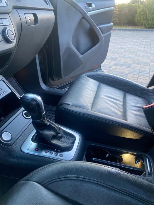 Volkswagen Tiguan .ПОВНИЙ ПРИВІД
