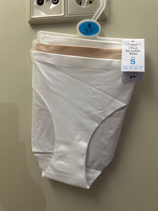 Roupa interior tamanho S nova apenas 4€ cada