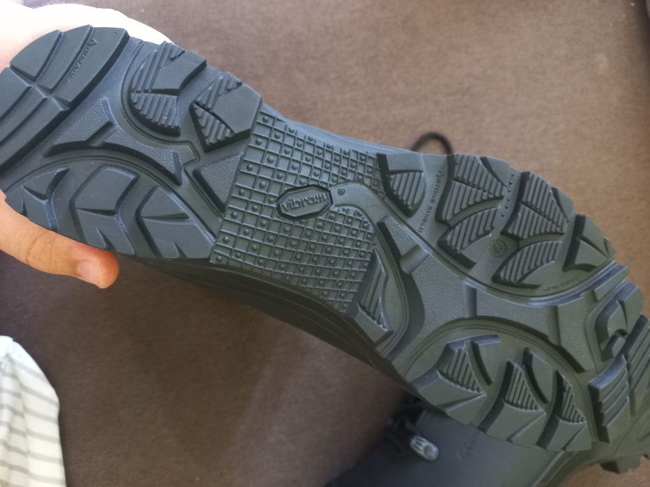 Берци HAIX із мембраною Gore-Tex.