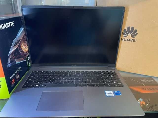 Laptop Huawei matebook D 16 i5-12450H/16GB/SSD 512GB/Win11 jak nowy
