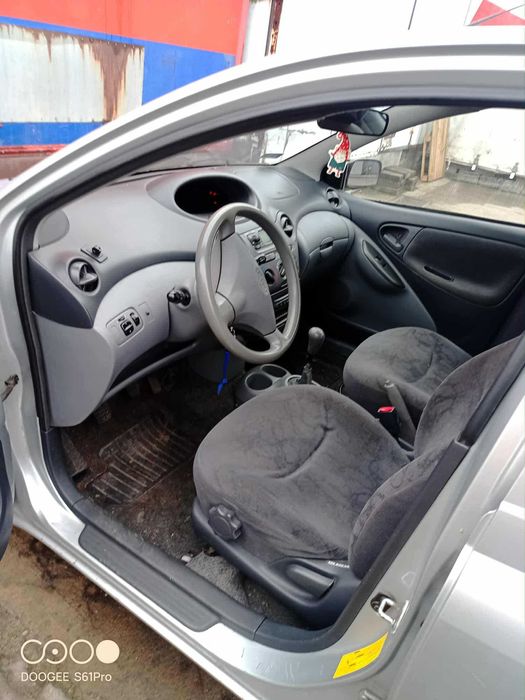 Toyota Yaris 2002 rok