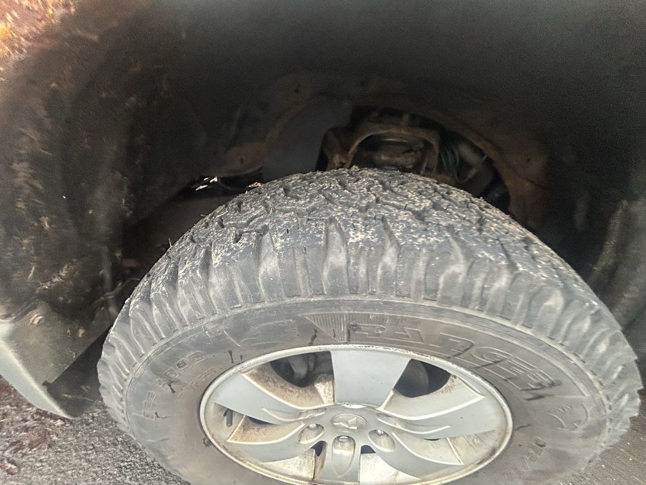 L 200 navara hilux ranger для зсу пікап