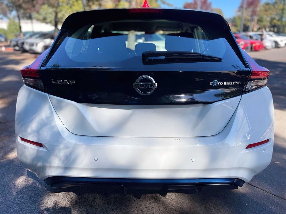 Nissan LEAF S      2021