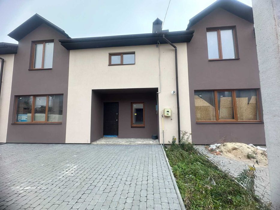 Продаж таунхауса на Менделєєва