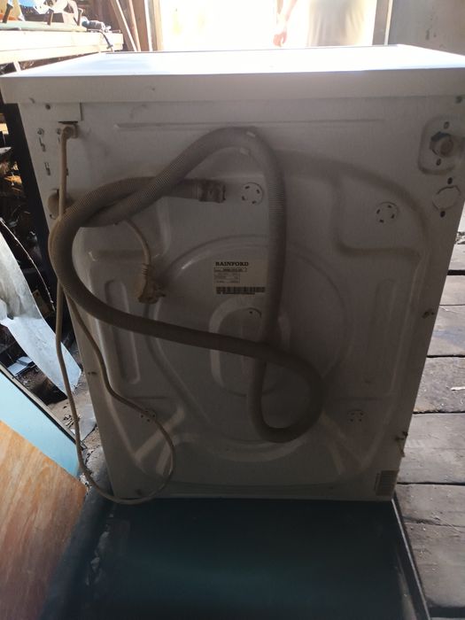 Продам стиральную машинку Б/У.