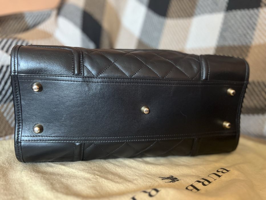 Сумка Burbbery Manor чорної квілтованої шкіри, золота фурнітура