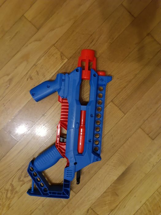 Nerf бластер у гарному стані