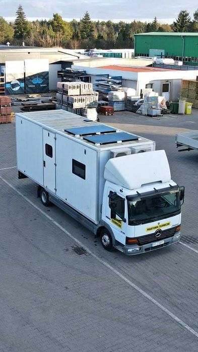 2000 Mercedes-Benz atego zabudowa kamper motorsport