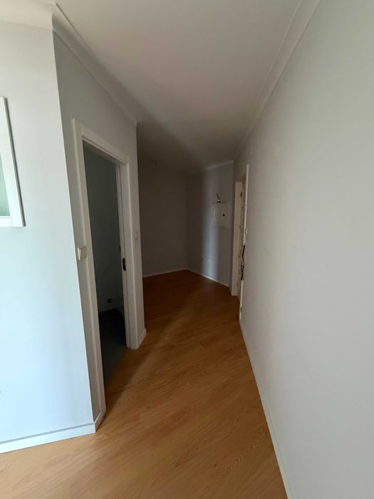 Aluga-se T2+1 impecável - Oliveira do Douro