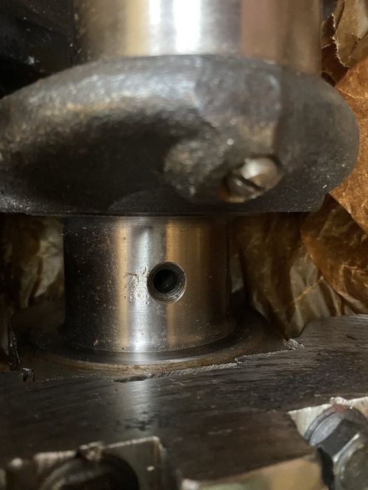 Коленвал т25. Т16. Колінчастий вал Д21