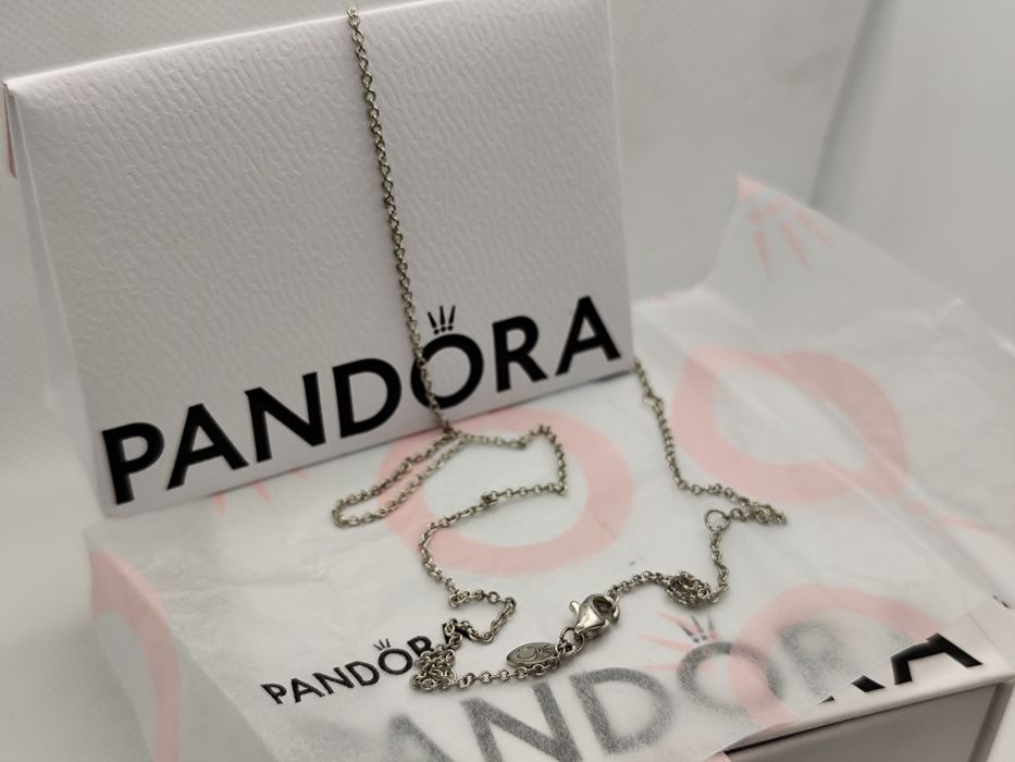 Colar/fio da Pandora