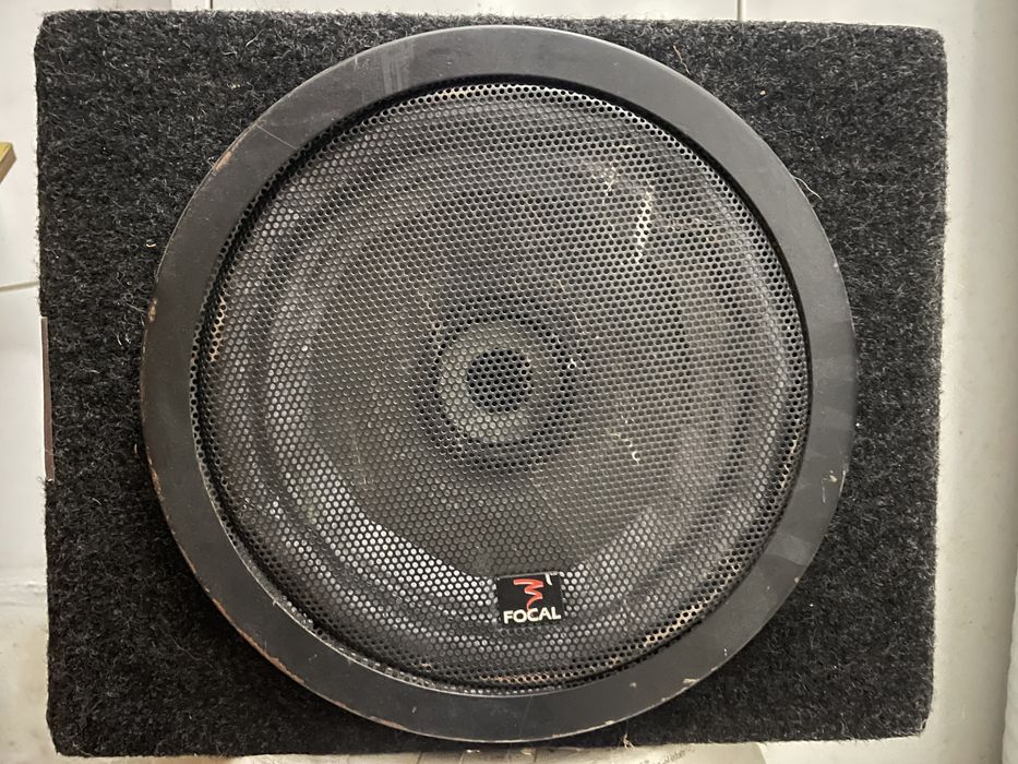 Subwoofer Focal a funcionar