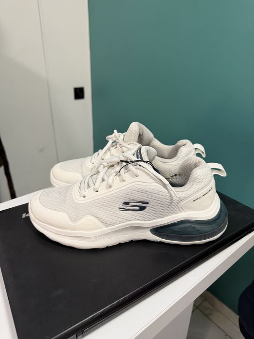 Кросовки  SKECHERS  б/у  40.5 ( 25.5 см)