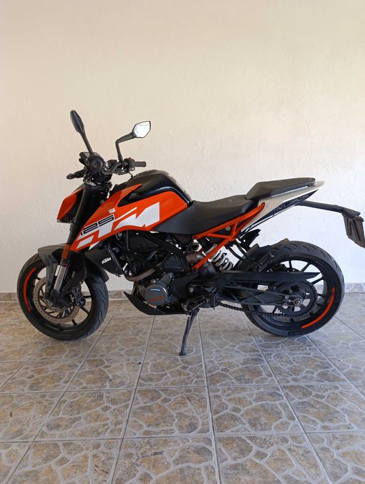 KTM duke 125 2021