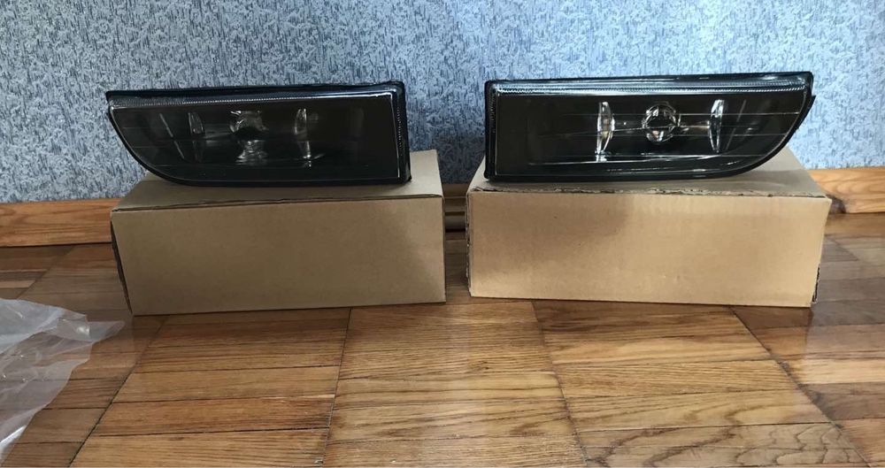 Нова решітка бампера, молдинг, накладка, ПТФ, туманки BMW 7 e38