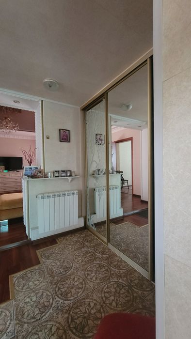 Продам будинок в Марганці.